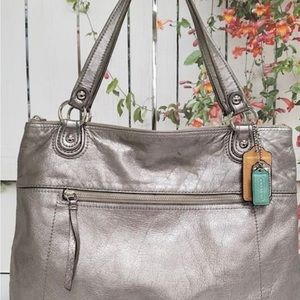 Authentic Coach Women's Silver Leather Outer Pocket Zip Tote Bag